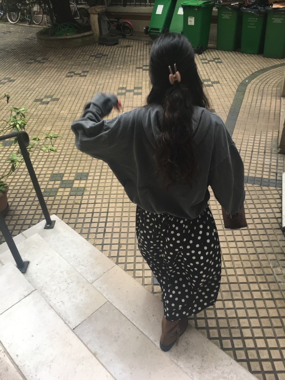 재고 있음 한국 동대문 레트로 품격 캐주얼 프릴 도트 무늬 허리밴드 레이스업 중간 길이 반신 스커트 상세 이미지 56