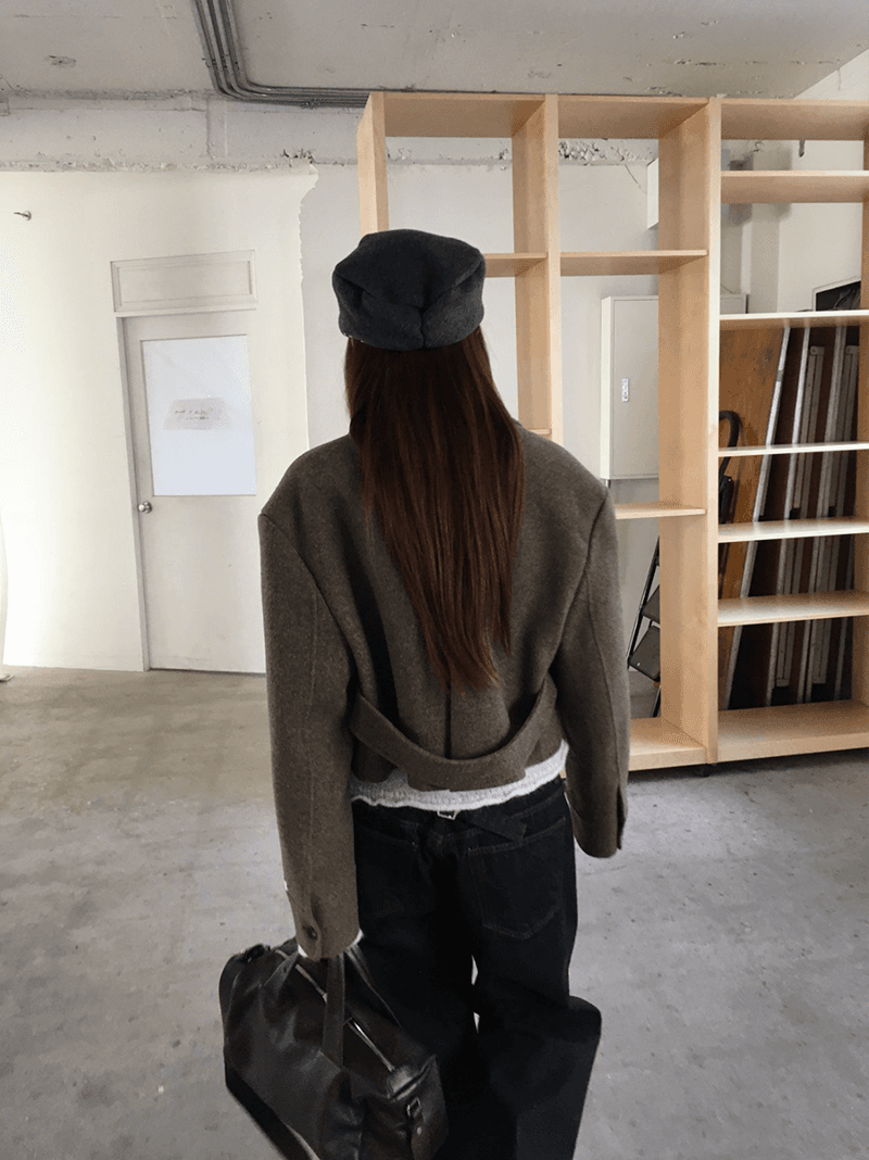 지금 한국 동대문 레트로 품격 폴로 칼라 이중 버튼 단색 슬림해 보이는 작은 키 쇼트 스타일 모직 외투 상세 이미지 8