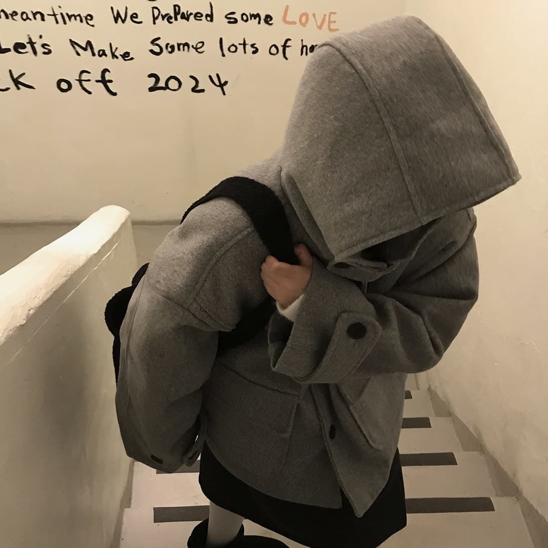 재고 있음 한국 chic 레트로 품격 캐주얼 겨울 후드 보온 빅 포켓 쇼트 스타일 코트 모직 외투 상세 이미지 2