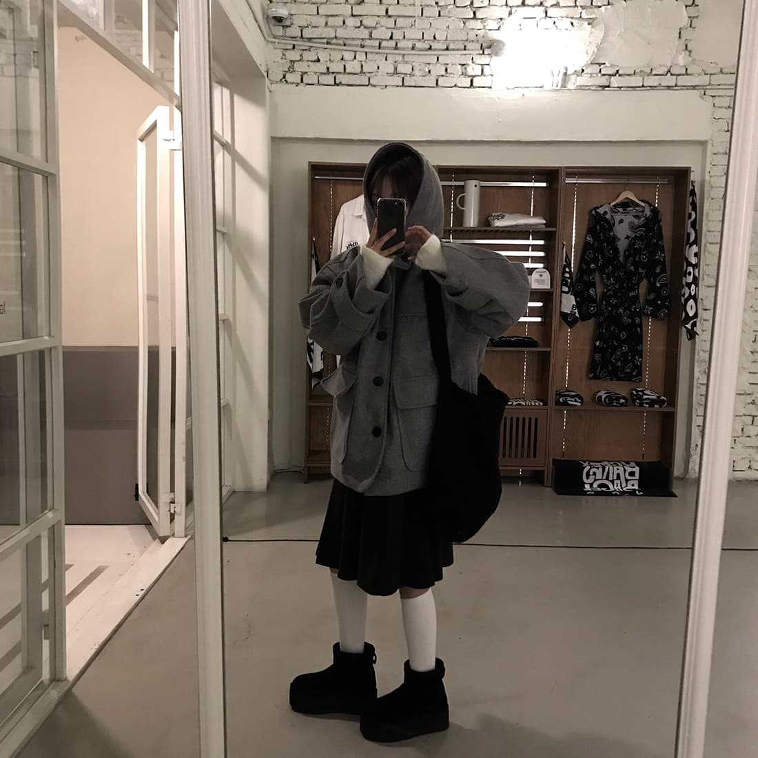 재고 있음 한국 chic 레트로 품격 캐주얼 겨울 후드 보온 빅 포켓 쇼트 스타일 코트 모직 외투 상세 이미지 14