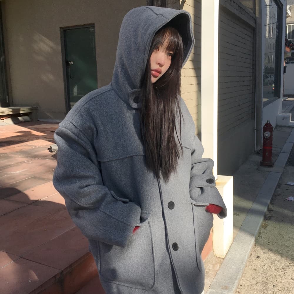 재고 있음 한국 ins 레트로 품격 캐주얼 겨울 후드 보온 빅 포켓 쇼트 스타일 코트 모직 여성 코트 이미지 2