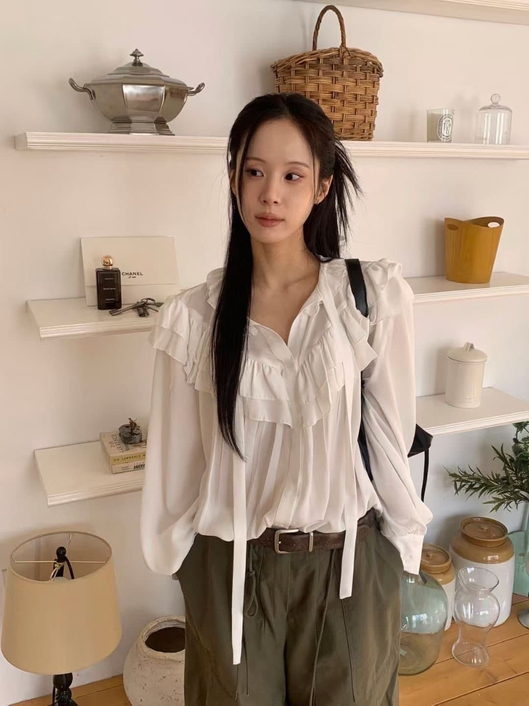 한국 동대문 봄 레트로 부드러운 바람 루즈핏 다용도 프릴 싱글 줄 버튼 긴팔 여성 셔츠 상세 이미지 12