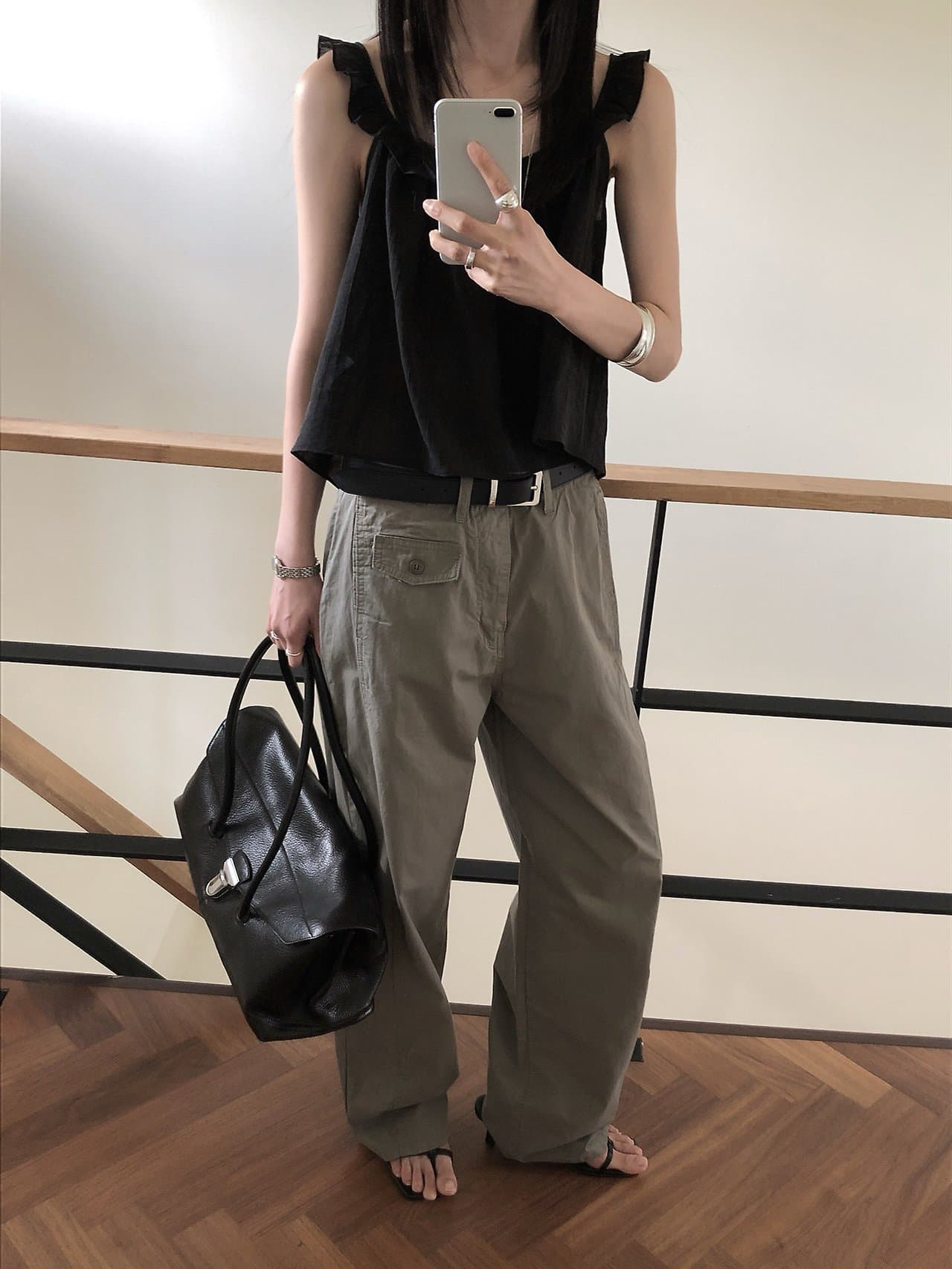 한 부서 부드러운 프릴 질감 센스 작은 셔츠 맨위 루즈핏 민소매 조끼 상세 이미지 15