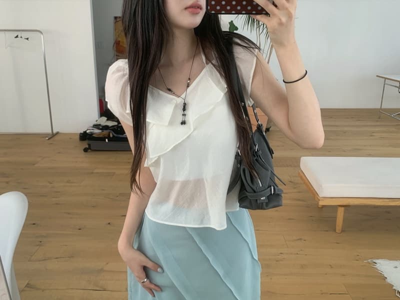 한 부서 행침 목 V넥 프릴 쉬폰 블라우스 허리 수축 쇼트 스타일 레이스업 반팔 맨위 여성 상세 이미지 2