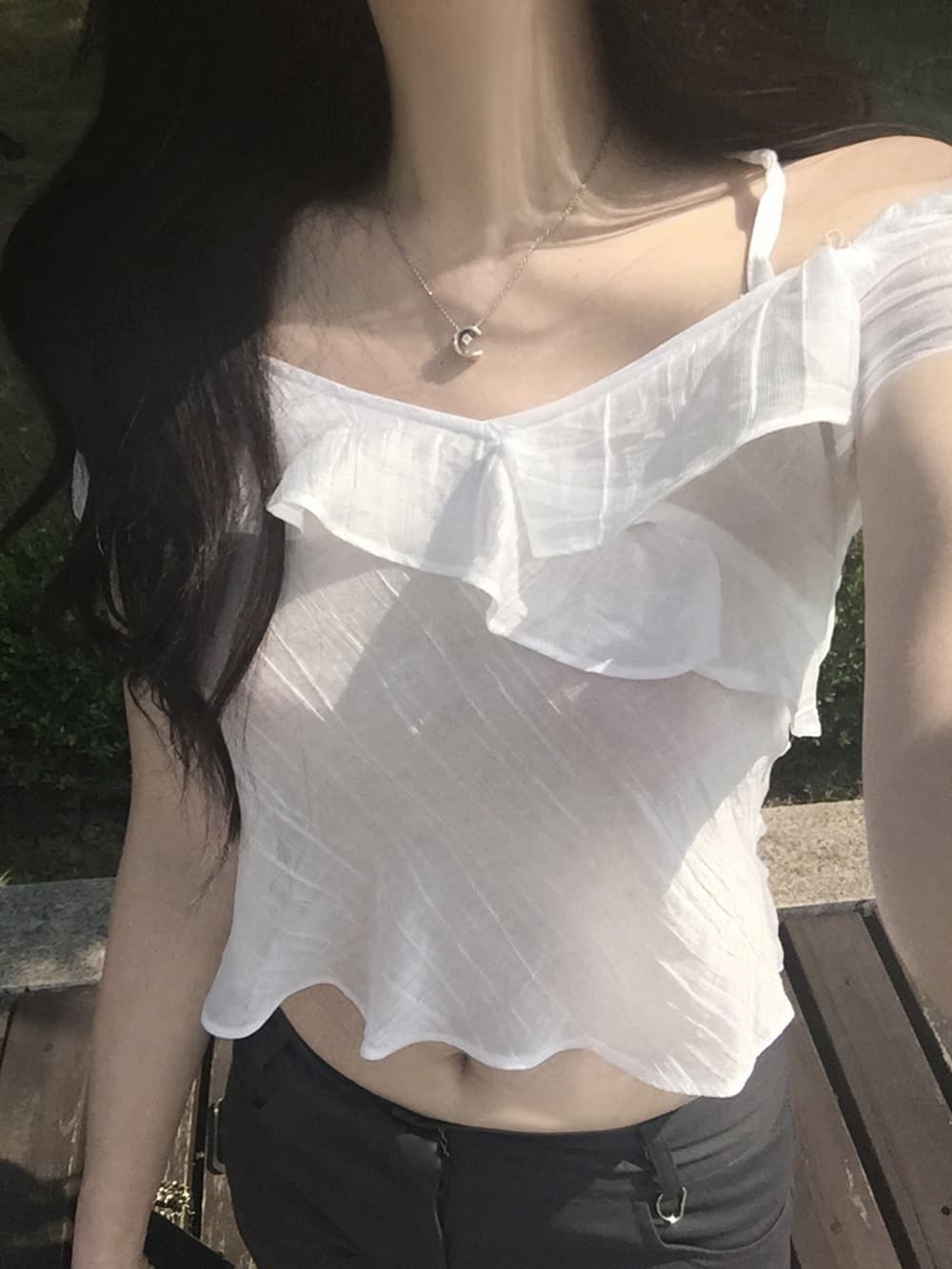 한 부서 동대문 오프숄더 행침 목 프릴 쇼트 스타일 품격 몸매 가꾸기 쉬폰 톱 상세 이미지 4