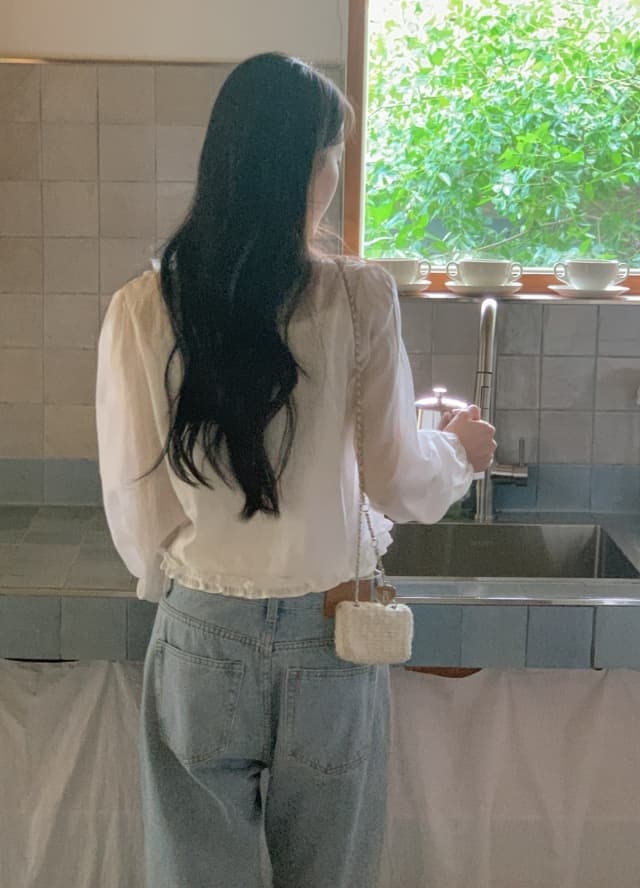 한 부서 부드러운 프릴 긴팔 셔츠 거품 소매 허리 수축 쇼트 스타일 품격 작은 셔츠 맨위 이미지 4