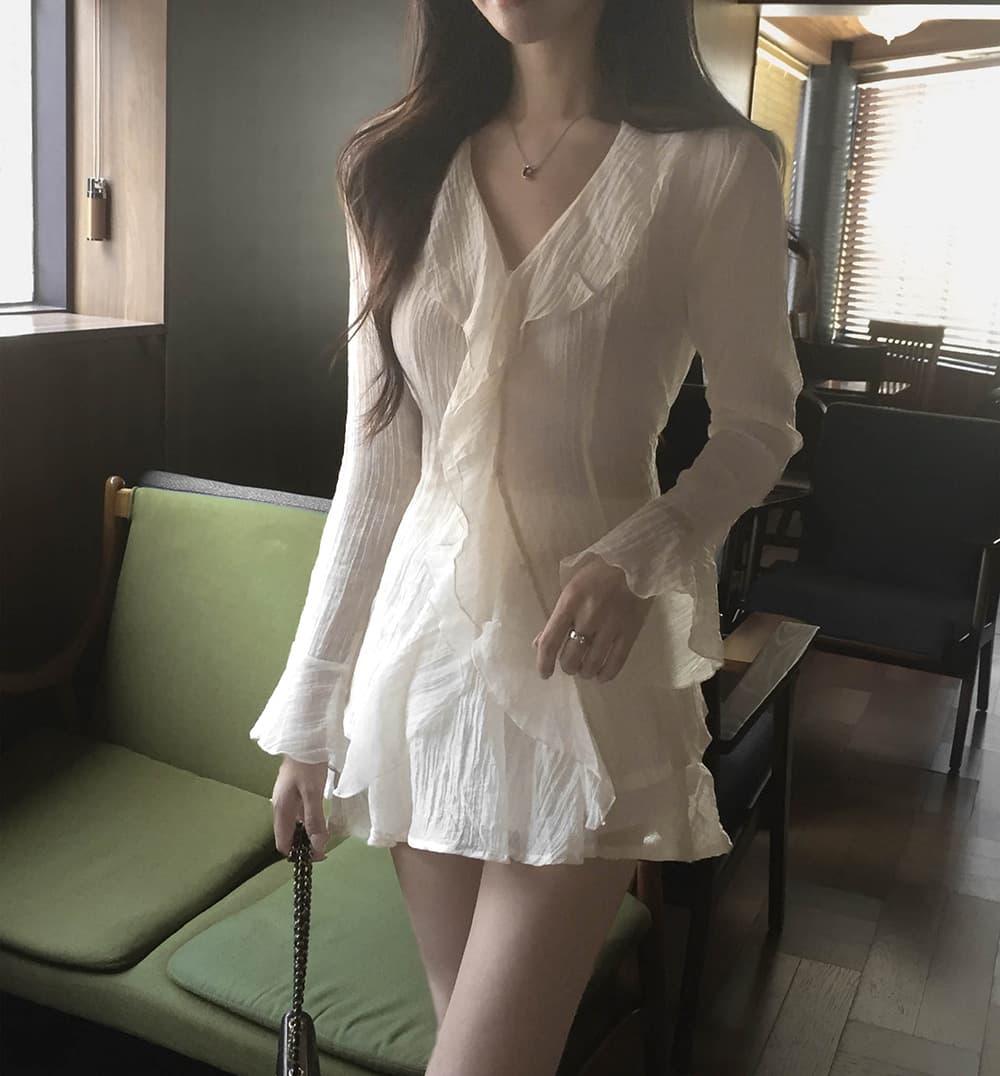 한국 V넥 프릴 질감 센스 허리 수축 나팔 소매 긴팔 맨위 불규칙 미니 스커트 투피스 세트 상세 이미지 13