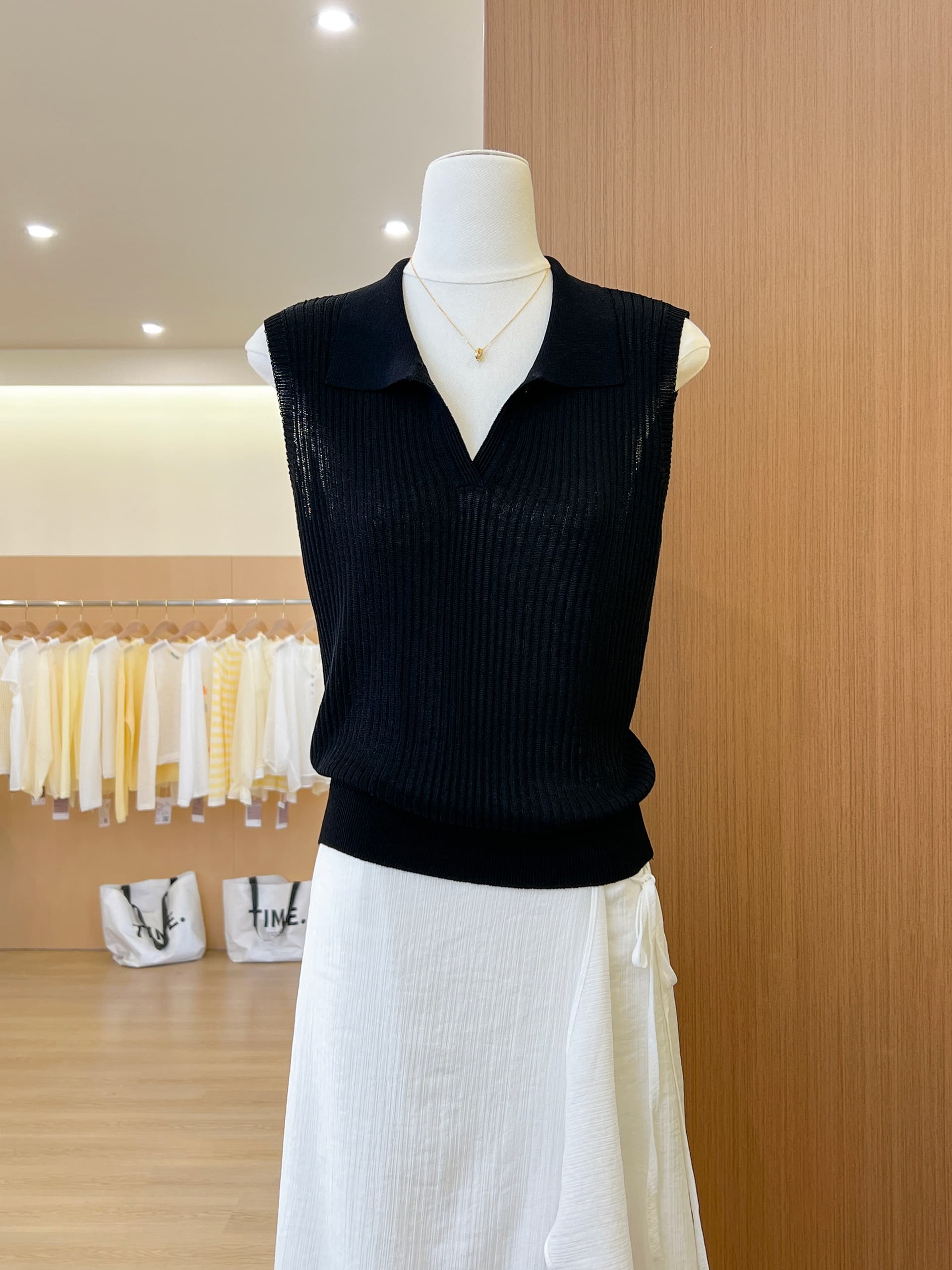 실사 여름 POLO 칼라 민소매 미니멀리즘 슬림해 보이는 조끼 여성 한 부서 몸매 가꾸기 슬림해 보이는 캐주얼 맨위 상세 이미지 19