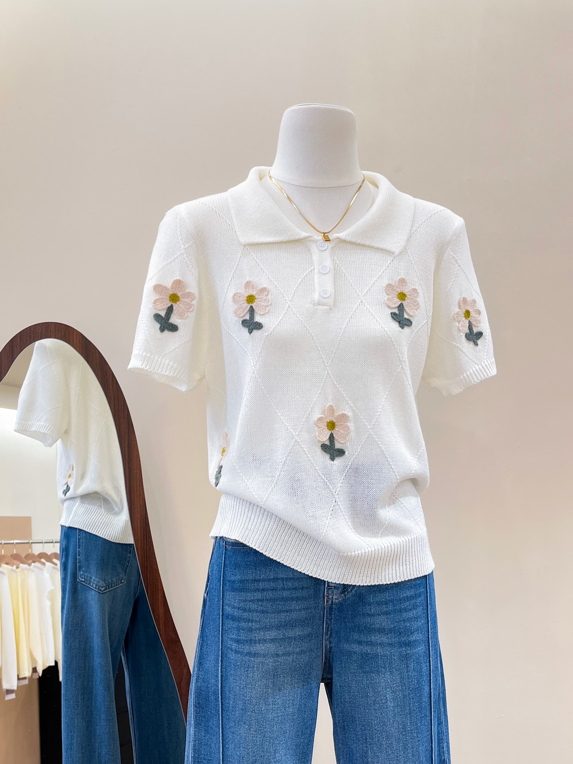 실사 무거운 작업 폴로 칼라 POLO 셔츠 화이트 3 차원 작은 꽃 자수 여름 반팔 니트 티셔츠 여성 의류 상세 이미지 6