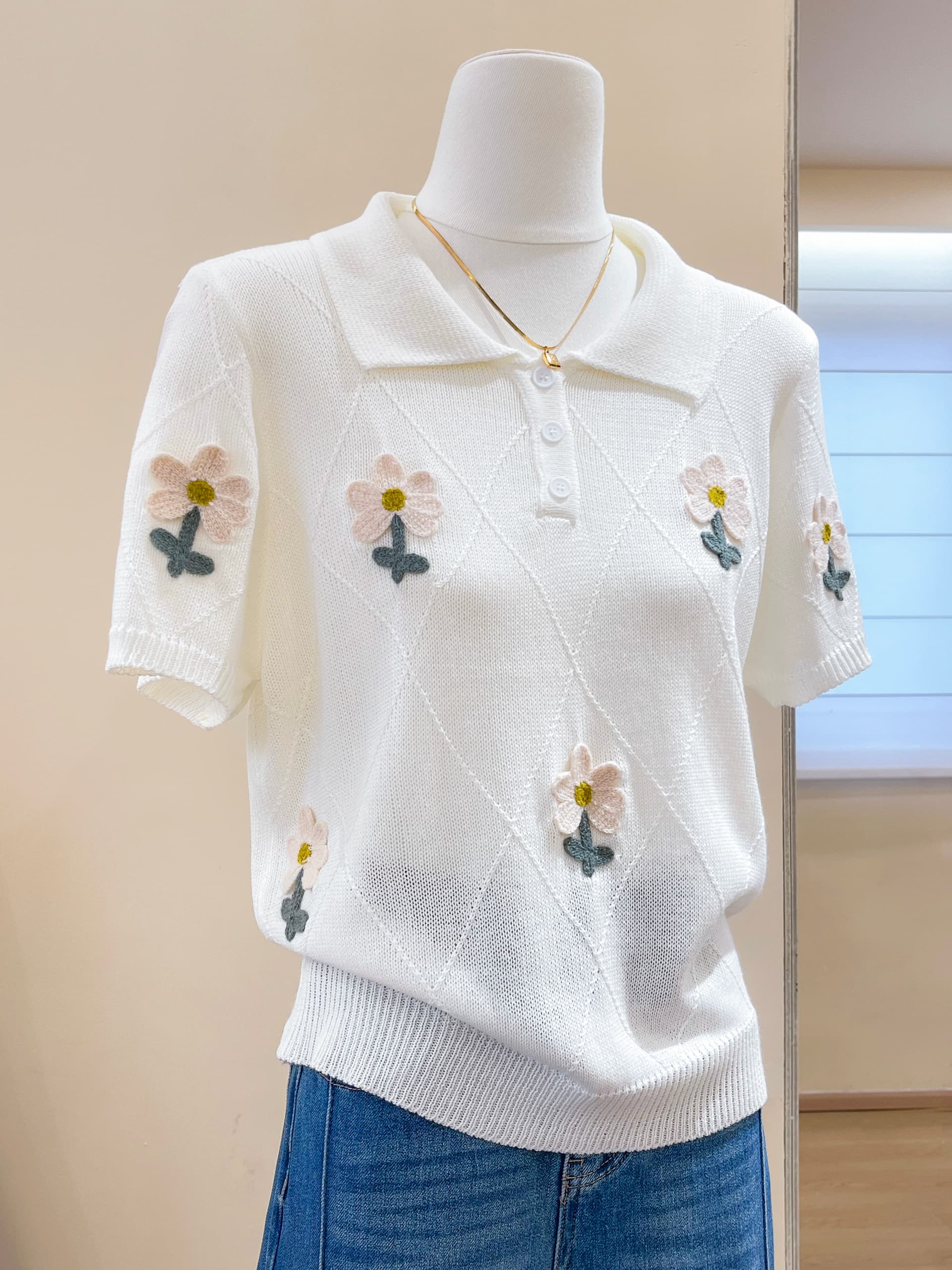 실사 무거운 작업 폴로 칼라 POLO 셔츠 화이트 3 차원 작은 꽃 자수 여름 반팔 니트 티셔츠 여성 의류 상세 이미지 10