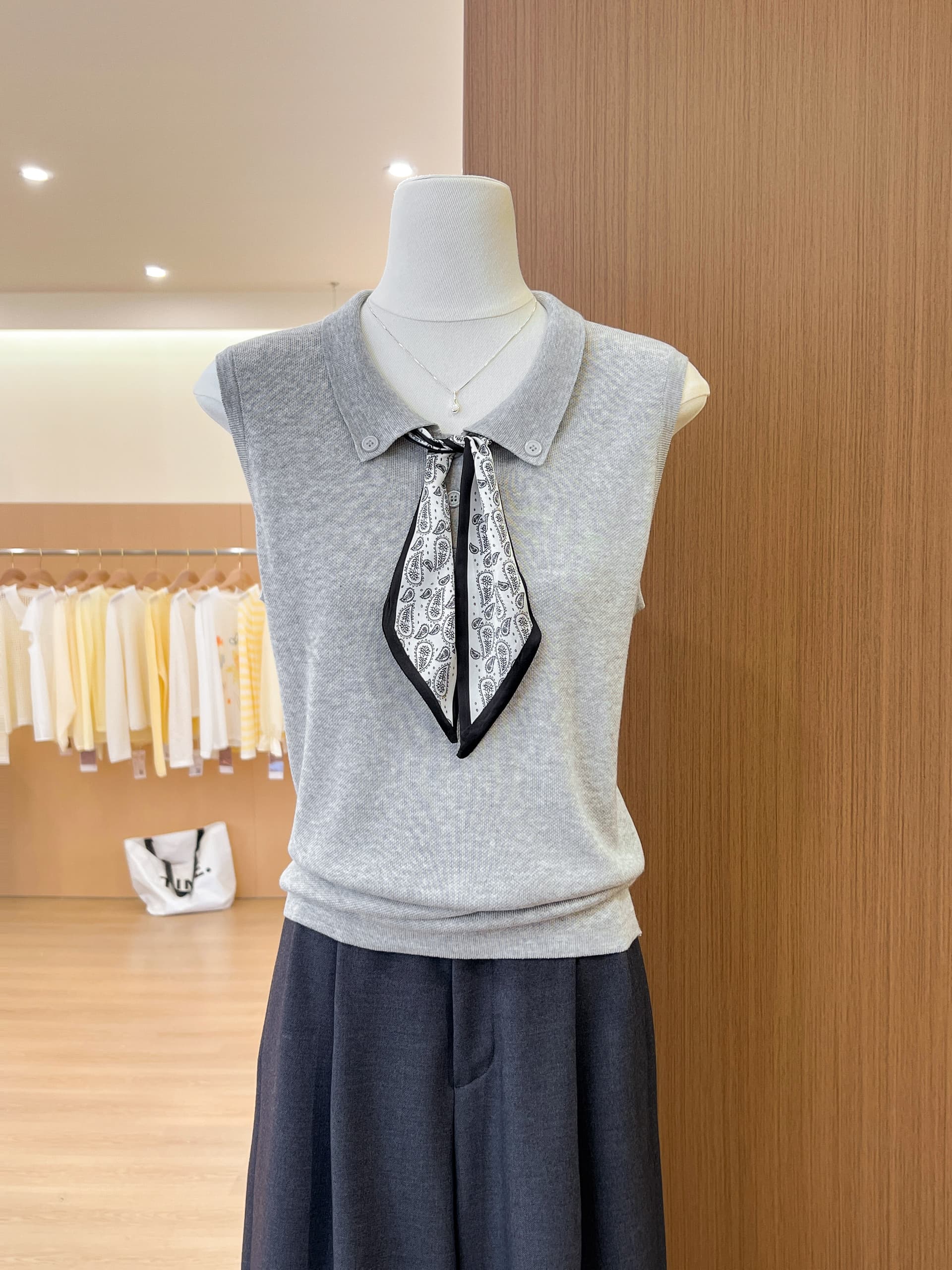 실사 POLO 칼라 경기 스카프 니트 조끼 여성 여름 고급 센스 고유 한 아름다운 민소매 티셔츠 폴로 칼라 맨위 상세 이미지 3