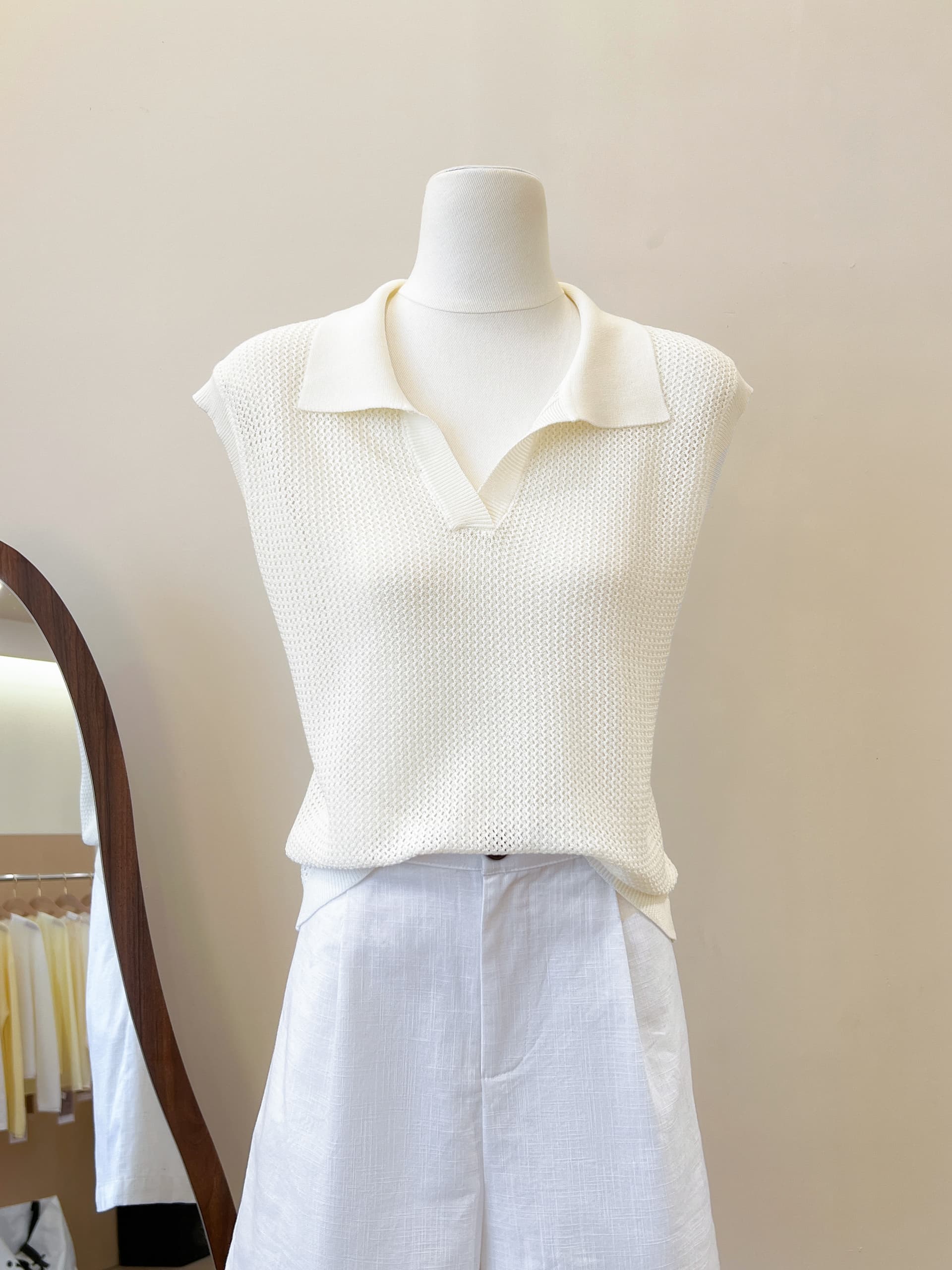 실사 POLO 칼라 홀로우 아웃 조끼 티셔츠 여성 여름 오래된 돈 바람 느긋한 루즈핏 미니멀리즘 어깨 V넥 민소매 맨위 상세 이미지 8
