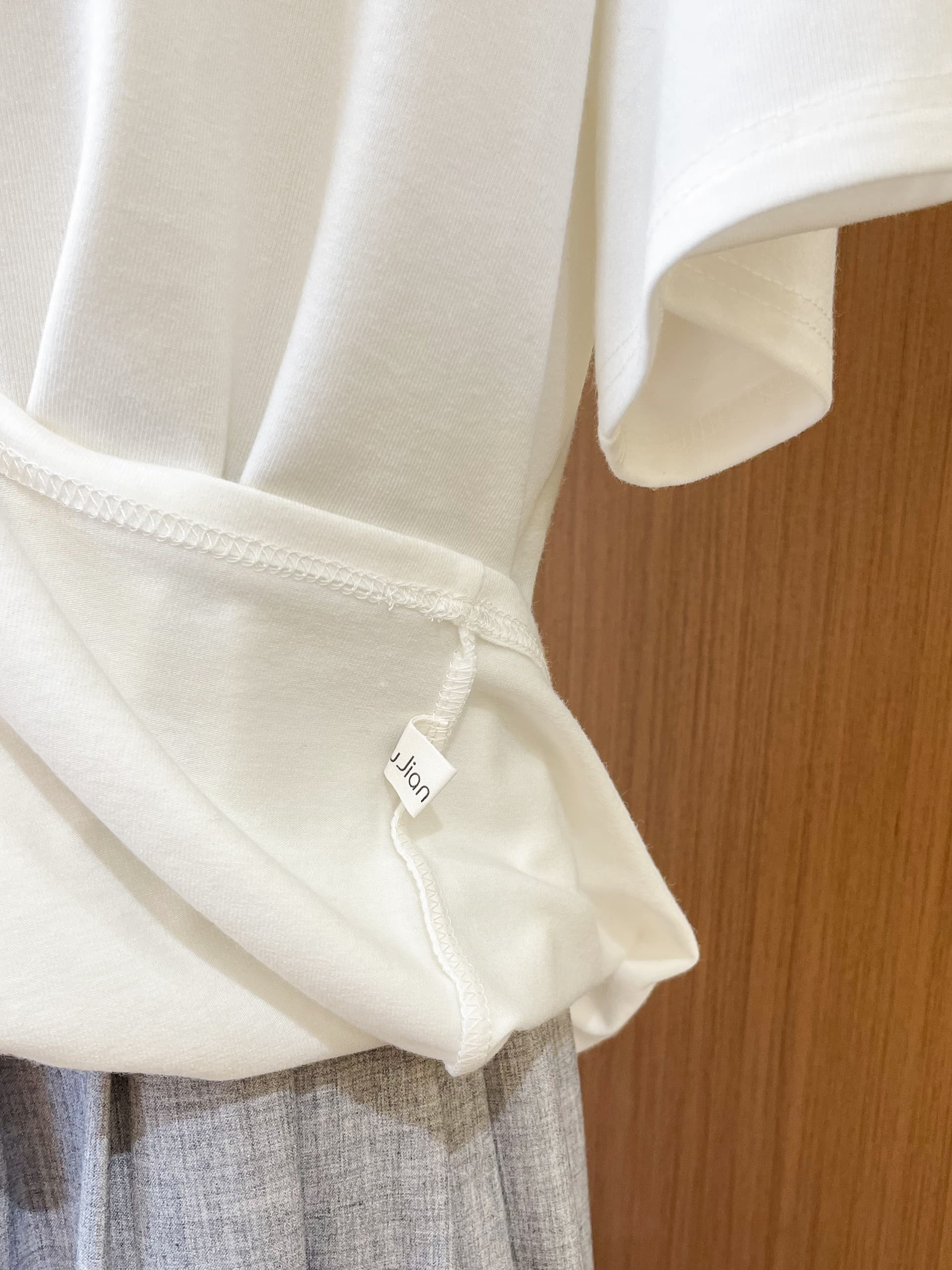 실사 느긋한 바람 화이트 라운드 넥 가을 어깨 반팔 티셔츠 여성 여름 루즈핏 슬림해 보이는 캐주얼 반소매 동정 맨위 상세 이미지 10