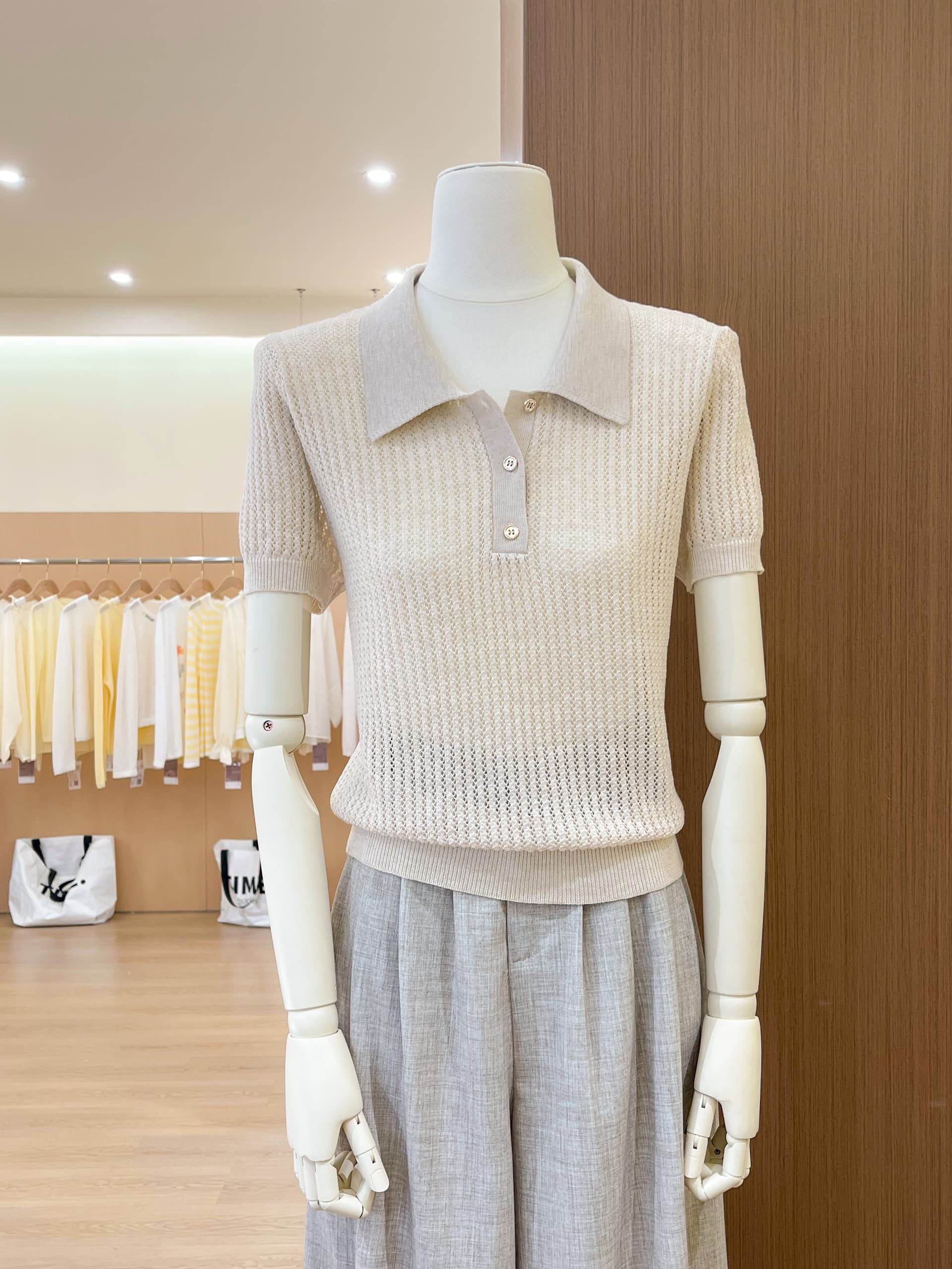 실사 한 부서 품격 POLO 칼라 홀로우 아웃 반팔 티셔츠 여성 여름 몸매 가꾸기 슬림해 보이는 니트 스웨터 긍정적 인 어깨 의류 이미지 3