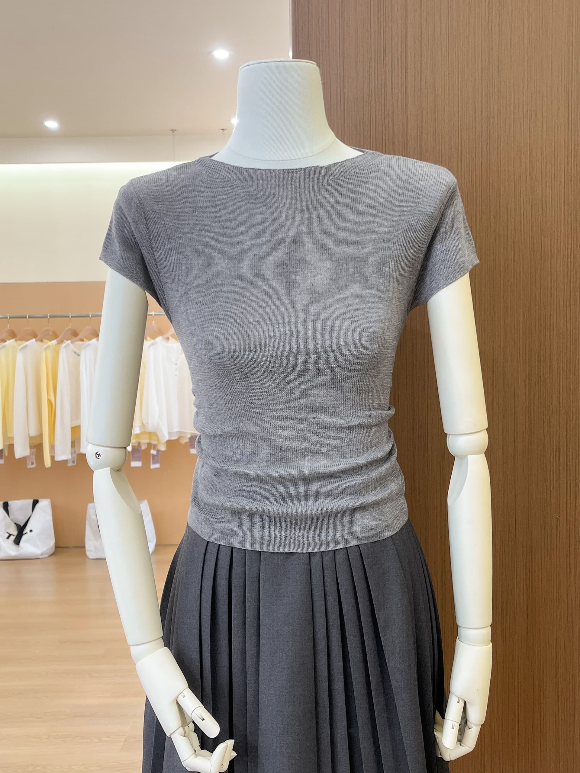 실사 라운드 넥 펌프 Pleat 다용도 패션 순수한 욕망 쇼트 스타일 몸매 가꾸기 슬림해 보이는 니트 스웨터 여성 티셔츠 맨위 상세 이미지 3