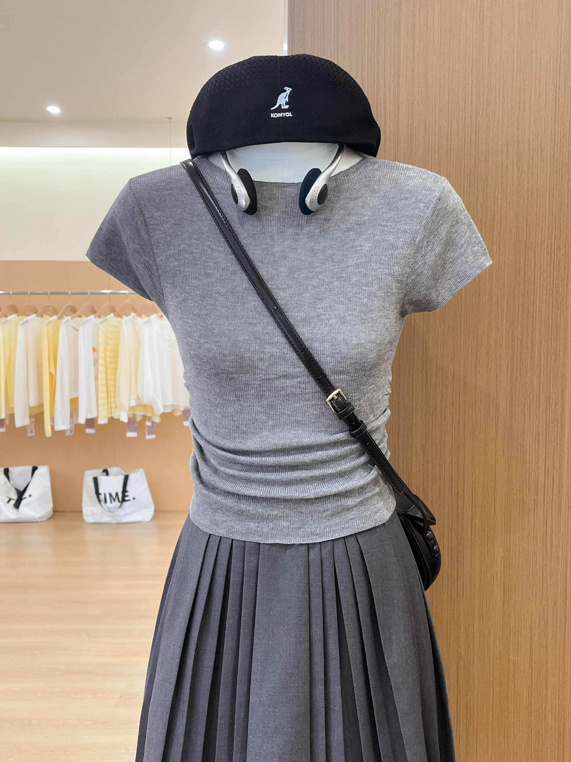 실사 라운드 넥 펌프 Pleat 다용도 패션 순수한 욕망 쇼트 스타일 몸매 가꾸기 슬림해 보이는 니트 스웨터 여성 티셔츠 맨위 상세 이미지 6