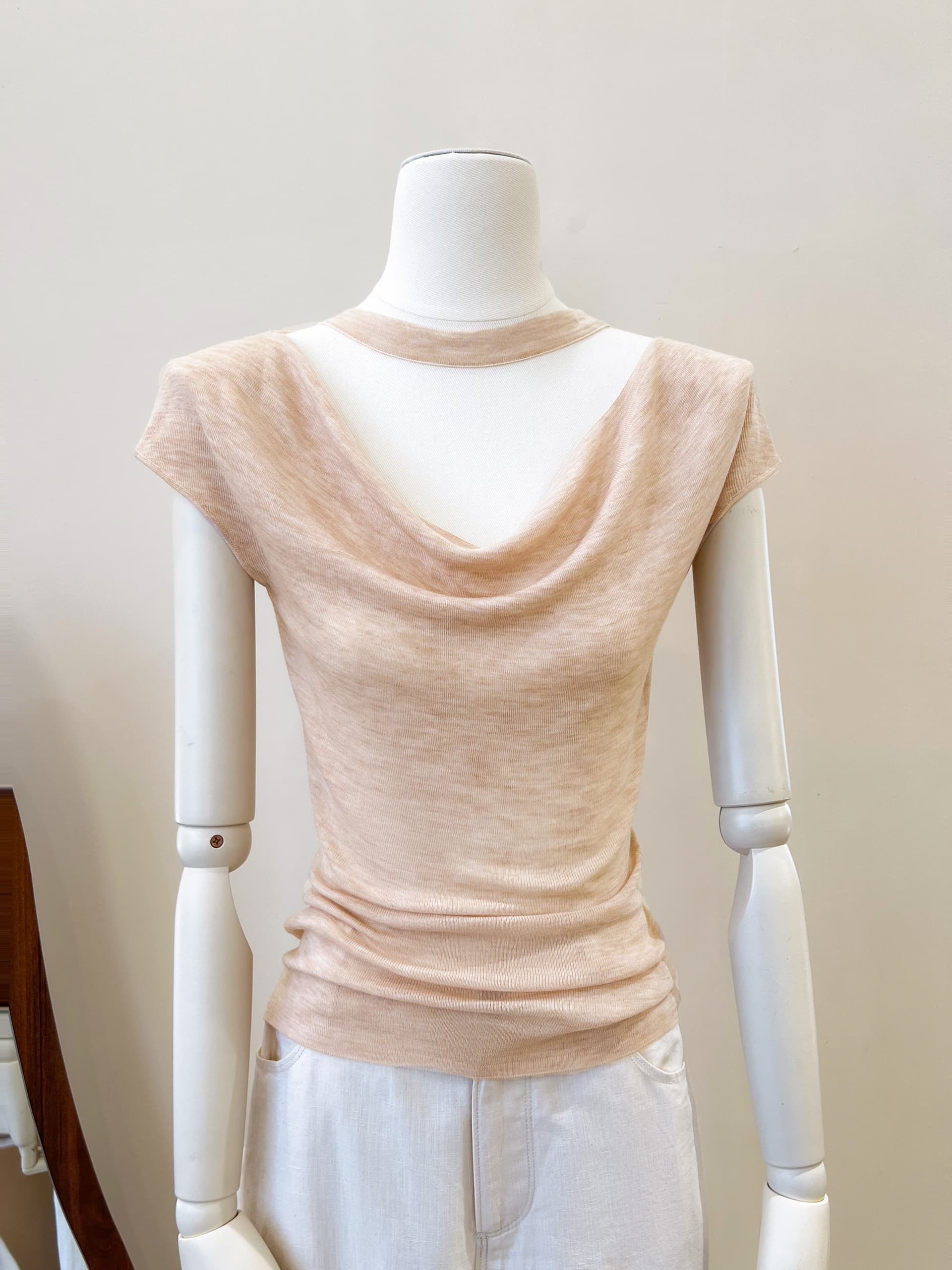 실사 얕은 분말 행침 목 흔들다 칼라 작은 날다 소매 니트 티셔츠 여성 측면 펌프 Pleat 몸매 가꾸기 부드러운 도루 센스 맨위 상세 이미지 2