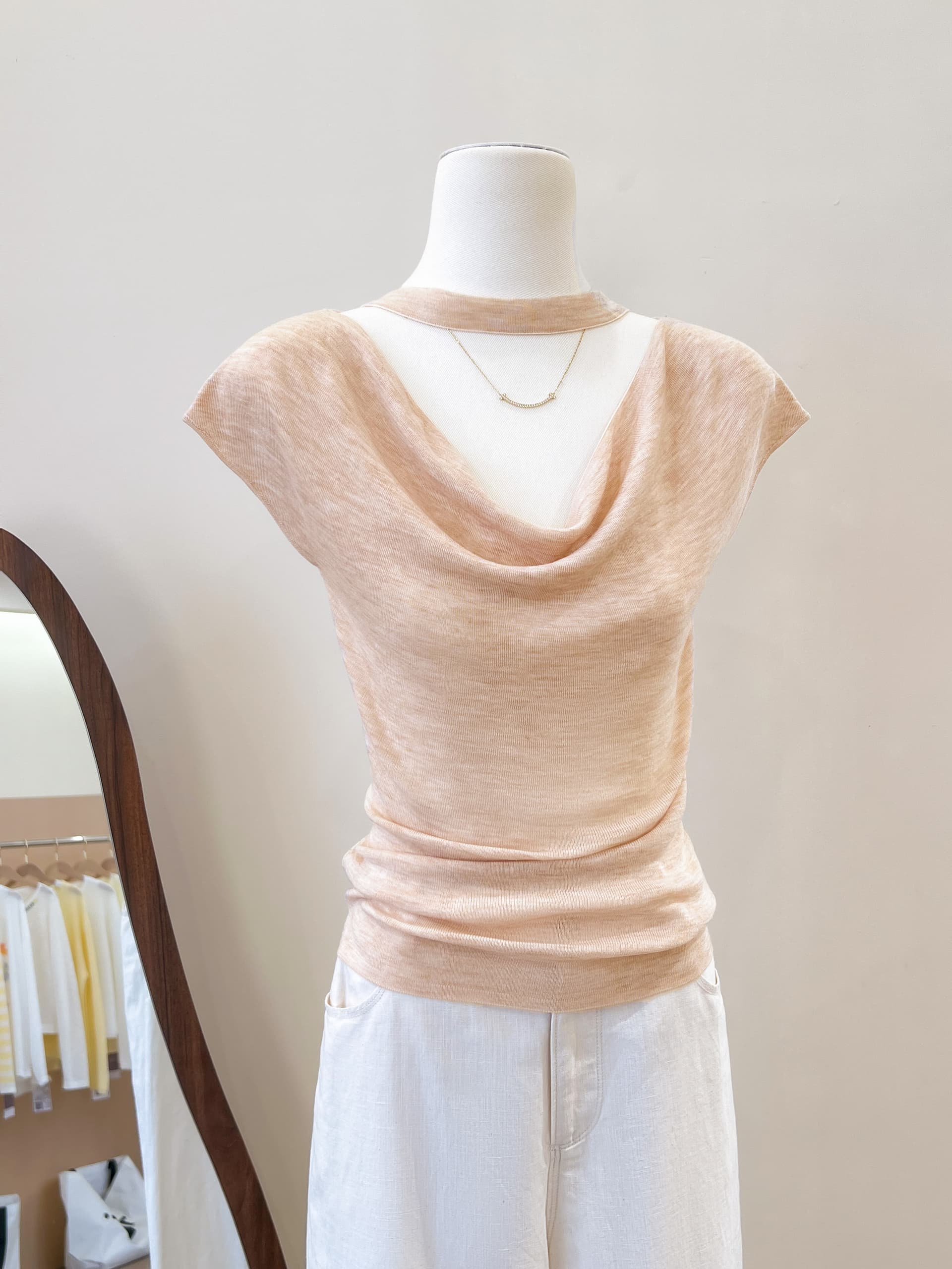 실사 얕은 분말 행침 목 흔들다 칼라 작은 날다 소매 니트 티셔츠 여성 측면 펌프 Pleat 몸매 가꾸기 부드러운 도루 센스 맨위 상세 이미지 3
