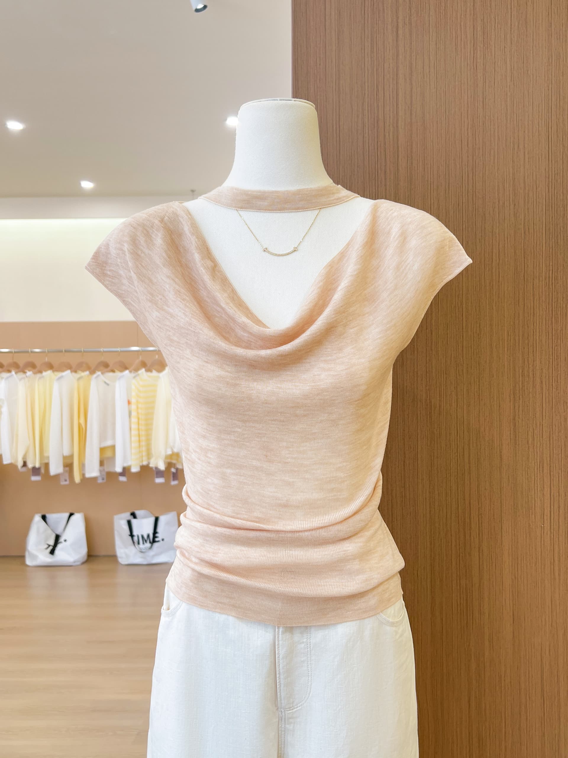 실사 얕은 분말 행침 목 흔들다 칼라 작은 날다 소매 니트 티셔츠 여성 측면 펌프 Pleat 몸매 가꾸기 부드러운 도루 센스 맨위 상세 이미지 5