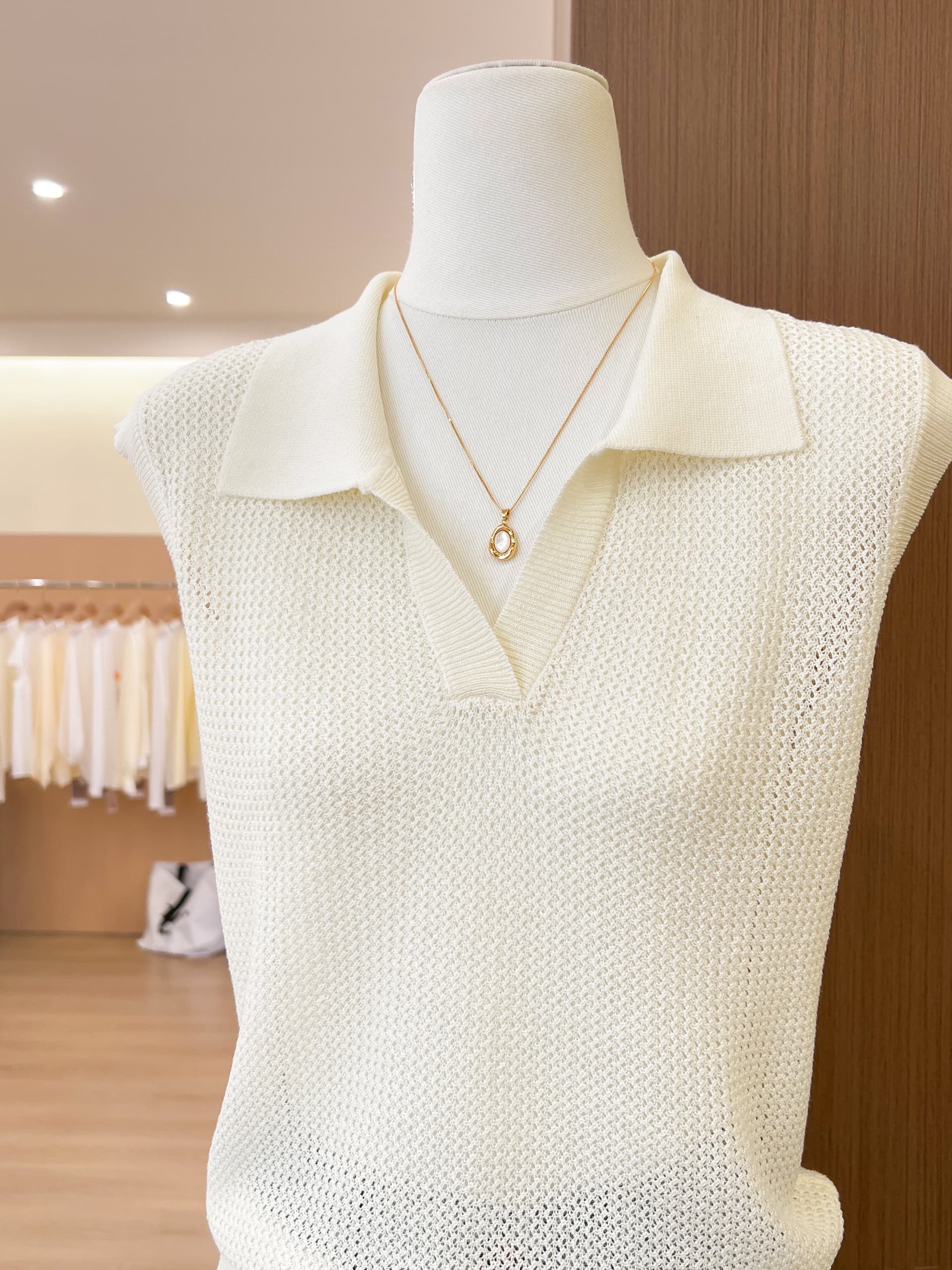 실사 POLO 칼라 홀로우 아웃 조끼 티셔츠 여성 여름 오래된 돈 바람 느긋한 루즈핏 미니멀리즘 어깨 V넥 민소매 맨위 상세 이미지 6