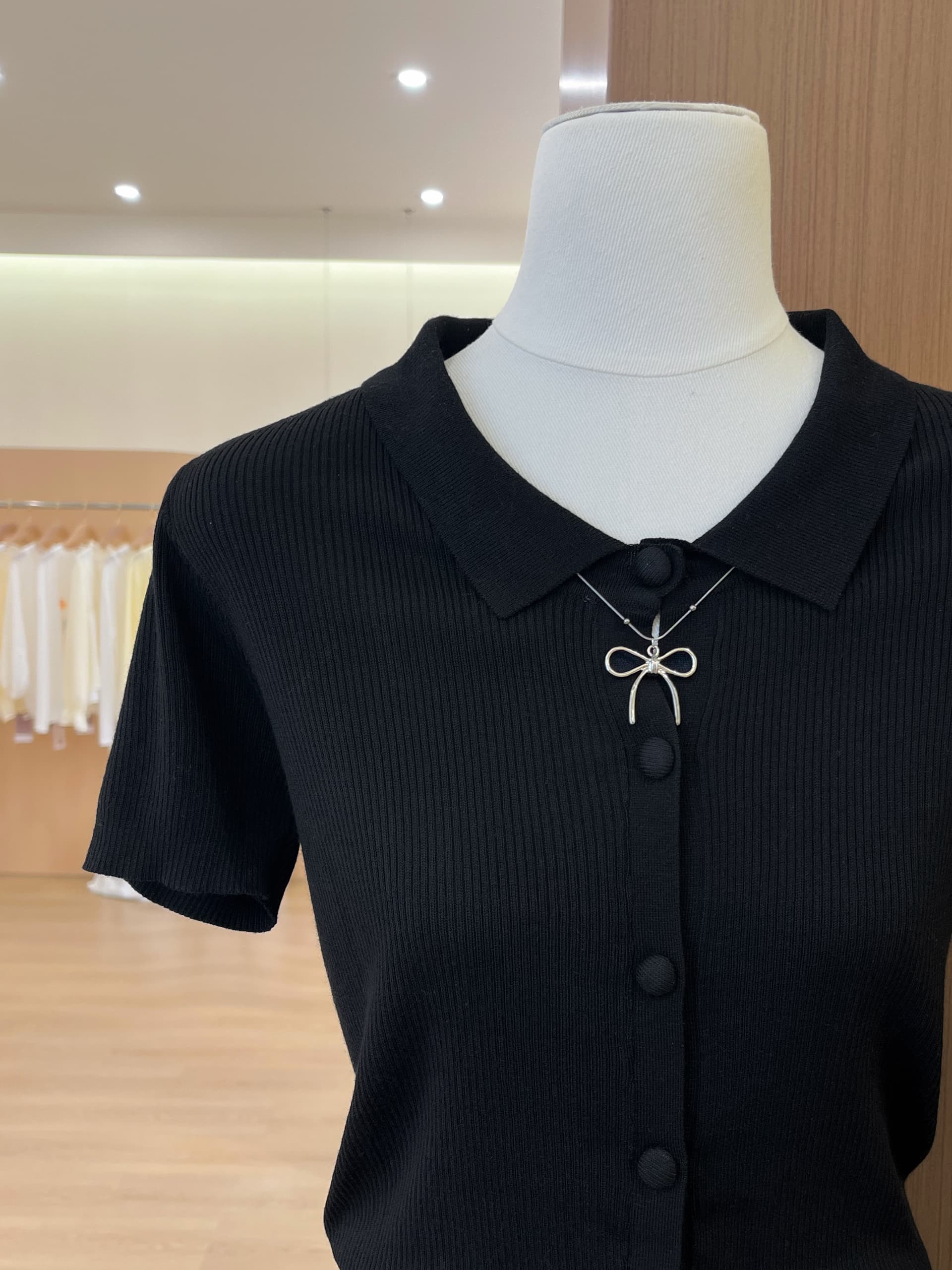 실사 여름 새로운 여성 의류 루즈핏 슬림해 보이는 반팔 니트 오픈 가디건 품격 POLO 칼라 티셔츠 맨위 상세 이미지 5