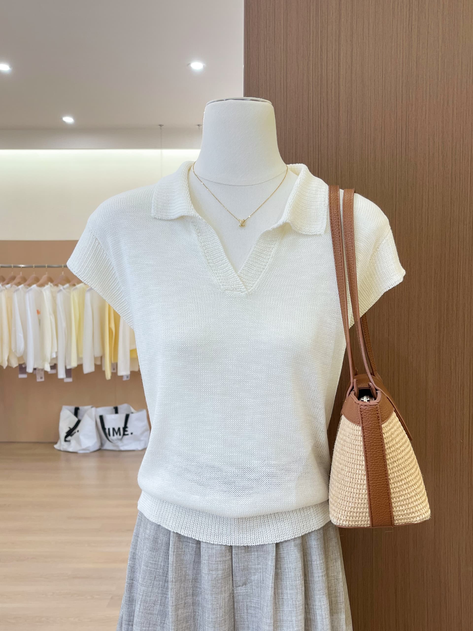 실사 한 부서 미니멀리즘 POLO 칼라 니트 조끼 여성 여름 몸매 가꾸기 슬림해 보이는 패션 어깨 맨위 상세 이미지 6