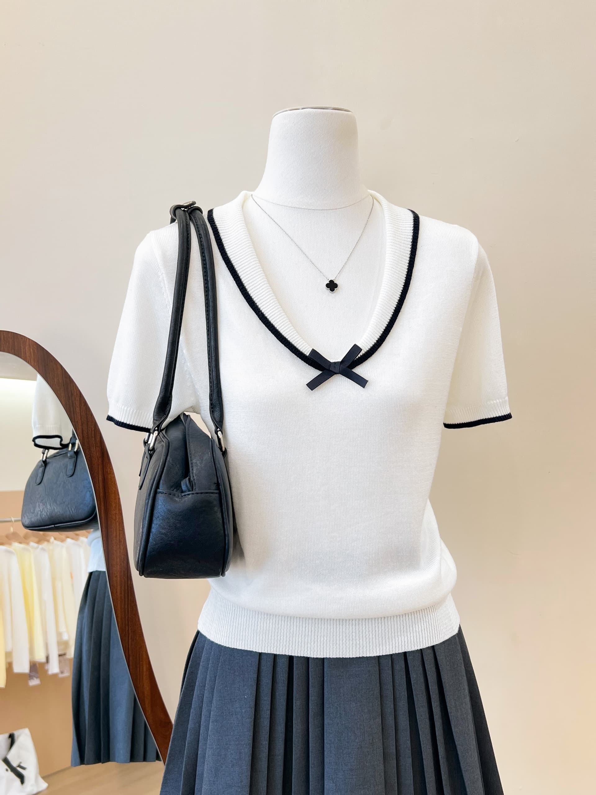 실사 miu 부서 학원 스타일 베이비 칼라 니트 반팔 여성 여름 배색 몸매 가꾸기 디자인 센스 나비 매듭 맨위 상세 이미지 4