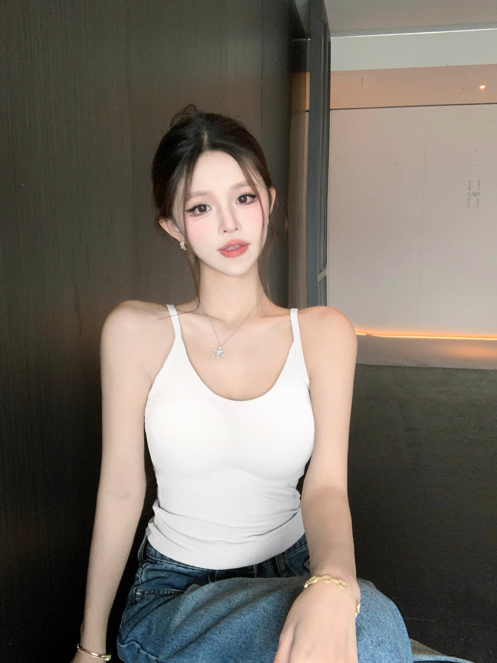 실사 정가 캐미솔 몸매 가꾸기 아름다움 뒤로 상세 이미지 2