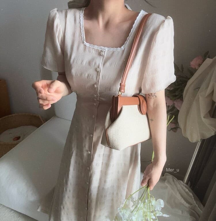 재고 있음 프랑스식 복잡한 고대 칼라 품격 레이스업 허리 수축 슬림해 보이는 드레스 상세 이미지 4