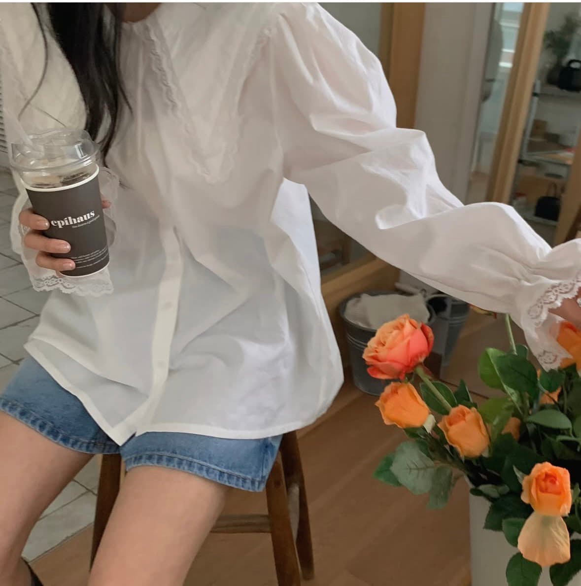 재고 있음 연령 감소 베이비 칼라 레이스 패치워크 셔츠 상세 이미지 12