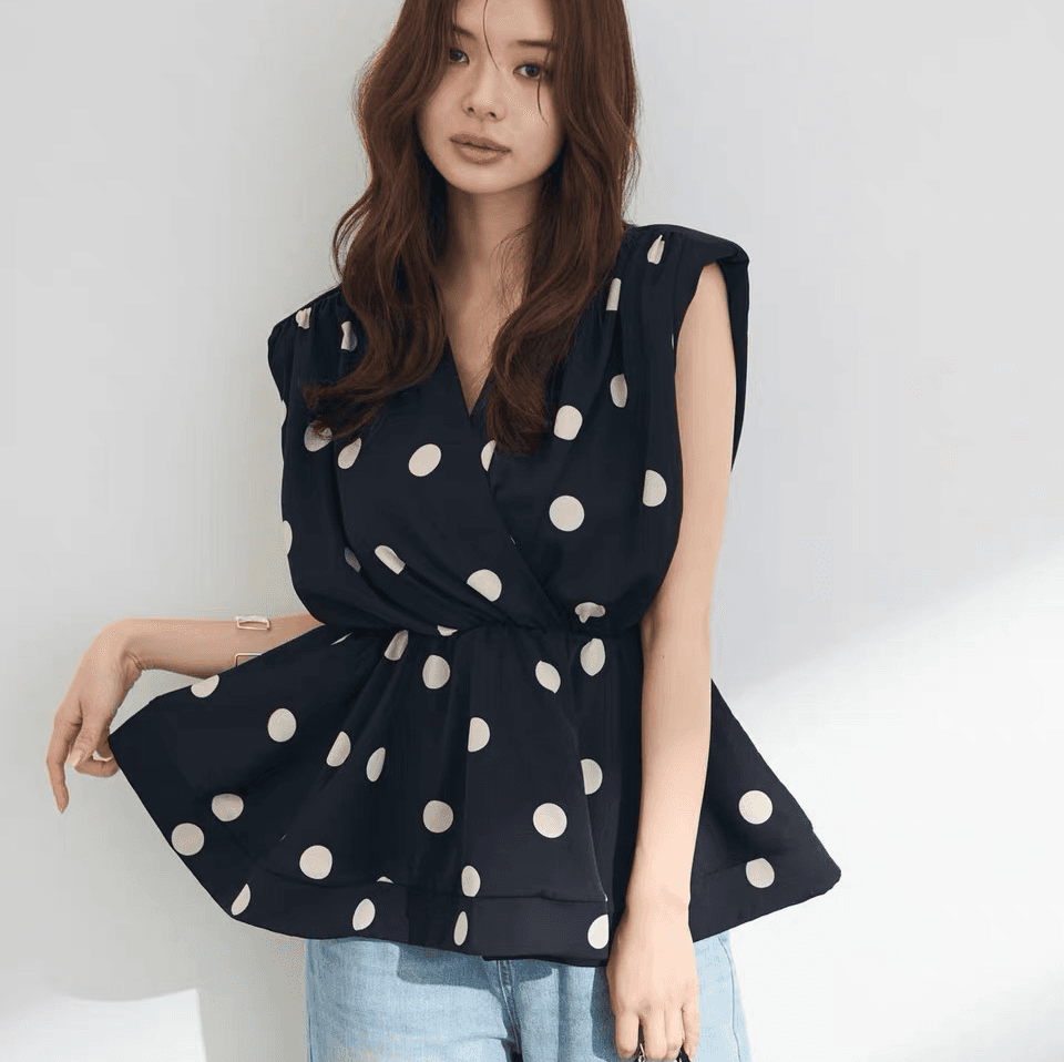 새로운 디자인 센스 여성 셔츠 한국 동대문 여름 단색 V넥 프릴 패션 숙녀 맨위 여성 상세 이미지 7