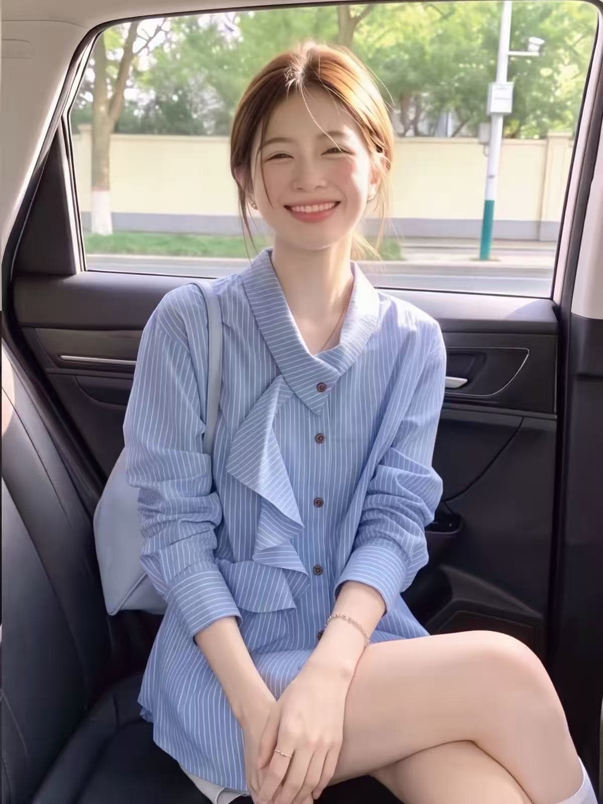 레트로 문예 파란색 스트라이프 리본 여성 셔츠 이른 가을 고급 센스 불규칙 프릴 맨위 상세 이미지 1