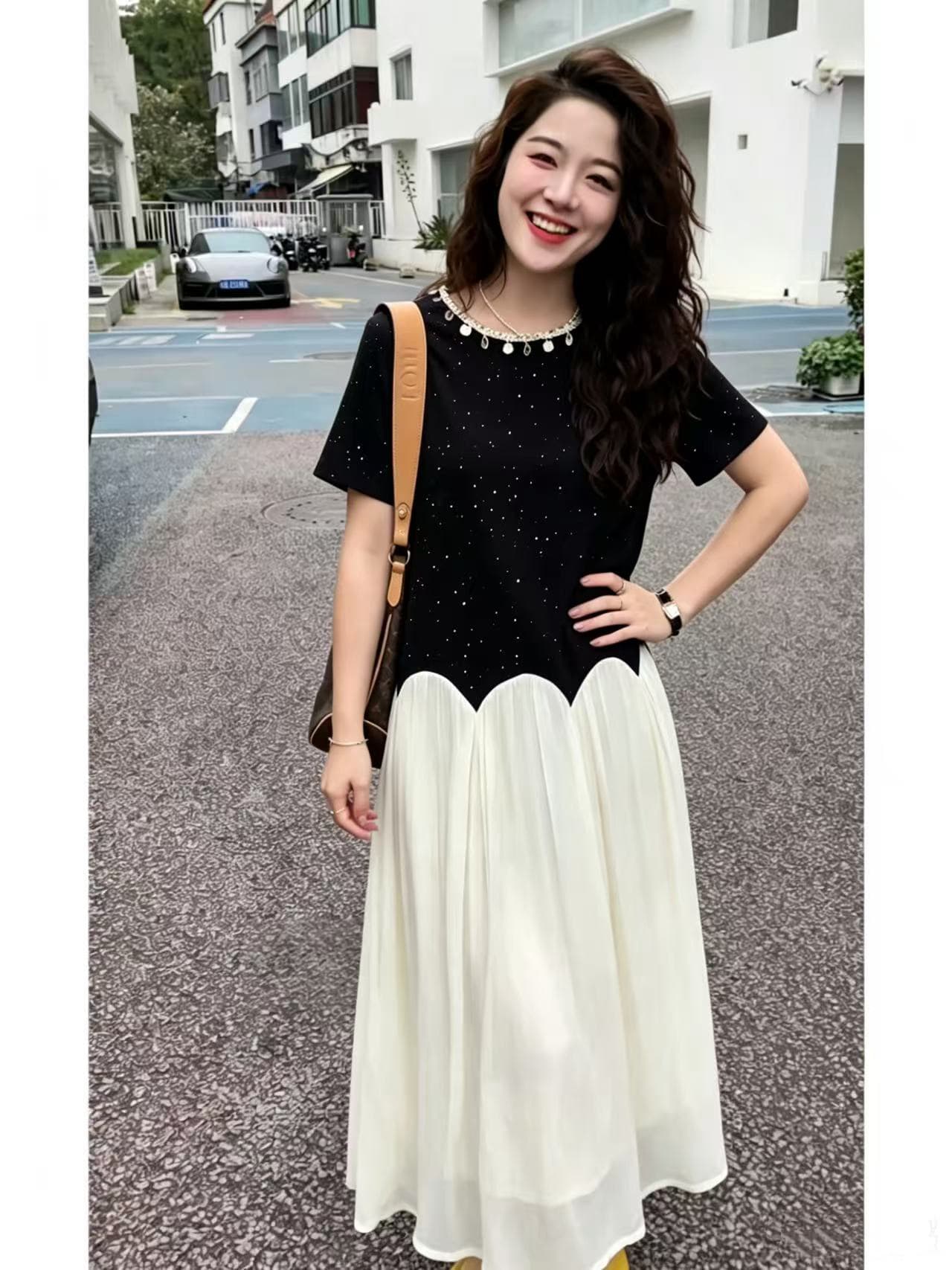새로운 루즈핏 표지 넓적 다리 슬림해 보이는 수유 드레스 프랑스식 품격 작은 검은 드레스 이미지 2