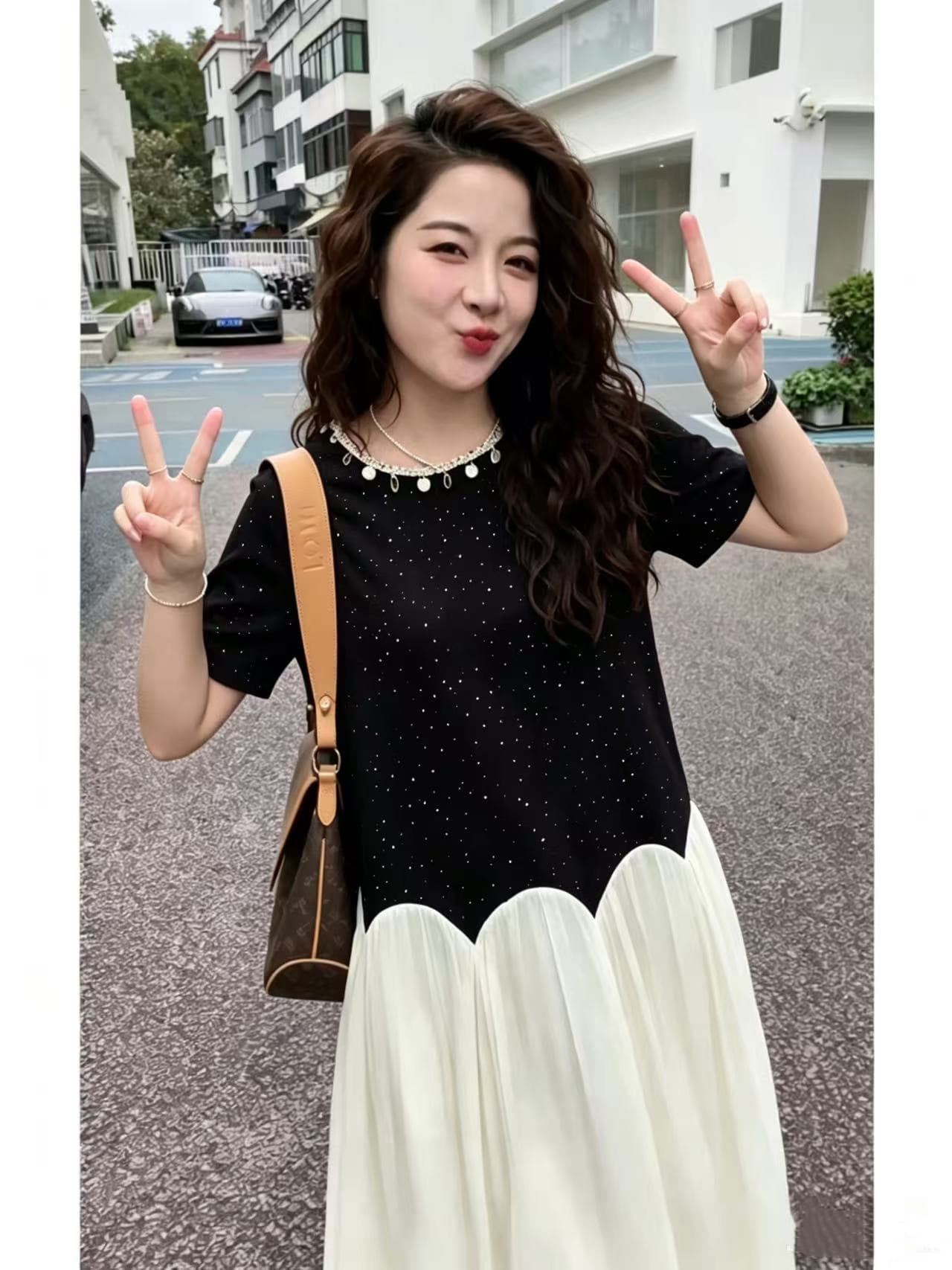 새로운 루즈핏 표지 넓적 다리 슬림해 보이는 수유 드레스 프랑스식 품격 작은 검은 드레스 상세 이미지 4