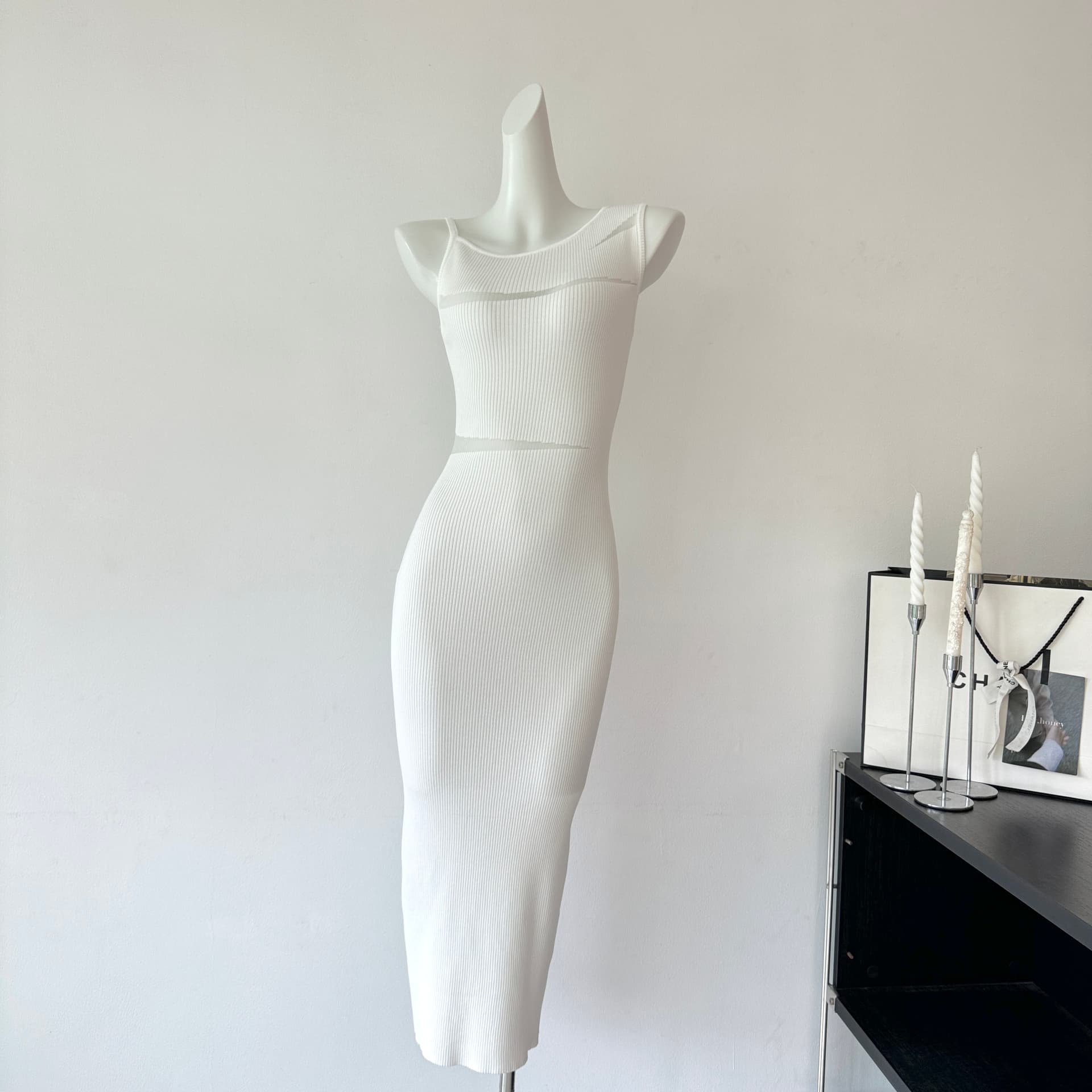 okmashop 하트 비트 가능성 슬립 여성 드레스 봄 비스듬한 어깨 치마 순수한 욕망 섹시함 품격 허리 수축 롱 스커트
