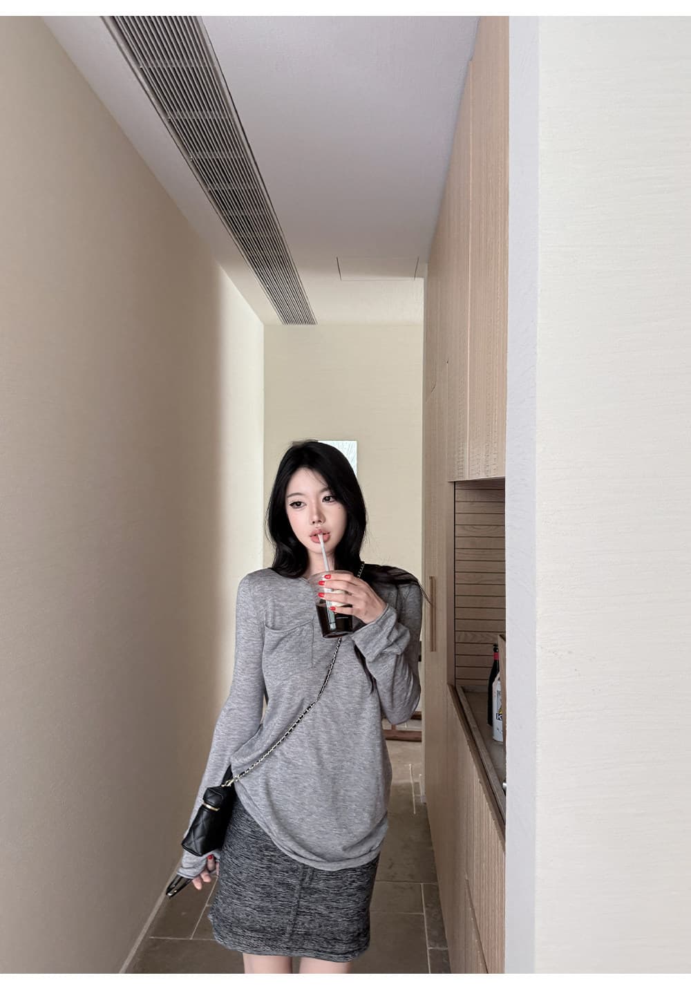laareetoo 삼색 양모 긴팔 티셔츠 여성 여름 2026 새로운 만나는 맨위 슬림해 보이는 다용도 상세 이미지 7