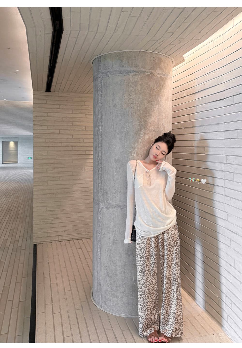laareetoo 삼색 양모 긴팔 티셔츠 여성 여름 2026 새로운 만나는 맨위 슬림해 보이는 다용도 상세 이미지 12