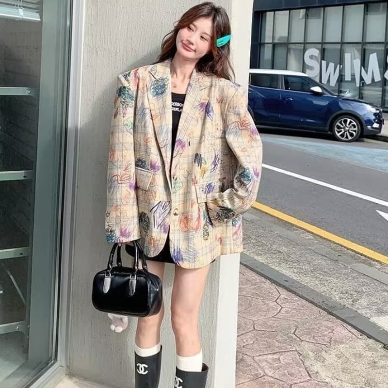 낙서 프린트 작은 양복 여성 코트 2026 가을 한 부서 디자인 센스 캐주얼 패션 작은 키 튀김 거리 정장 이미지 5