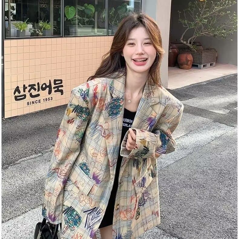 낙서 프린트 작은 양복 여성 코트 2026 가을 한 부서 디자인 센스 캐주얼 패션 작은 키 튀김 거리 정장 상세 이미지 1