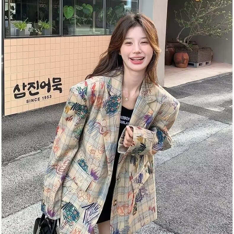 낙서 프린트 작은 양복 여성 코트 2026 가을 한 부서 디자인 센스 캐주얼 패션 작은 키 튀김 거리 정장 상세 이미지 4