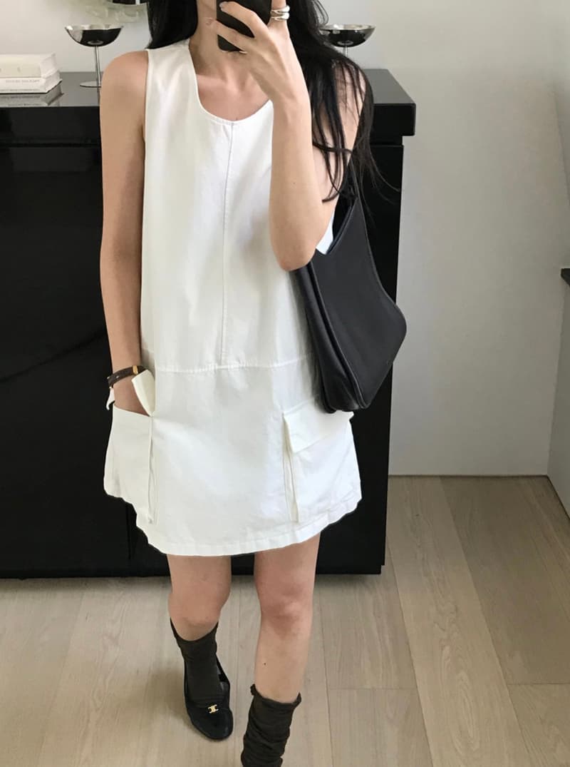 크기 있음 업데이트 한국 chic 워크웨어 바람 워시 물 면 빅 포켓 루즈핏 슬림해 보이는 조끼 미니 스커트 드레스 상세 이미지 2
