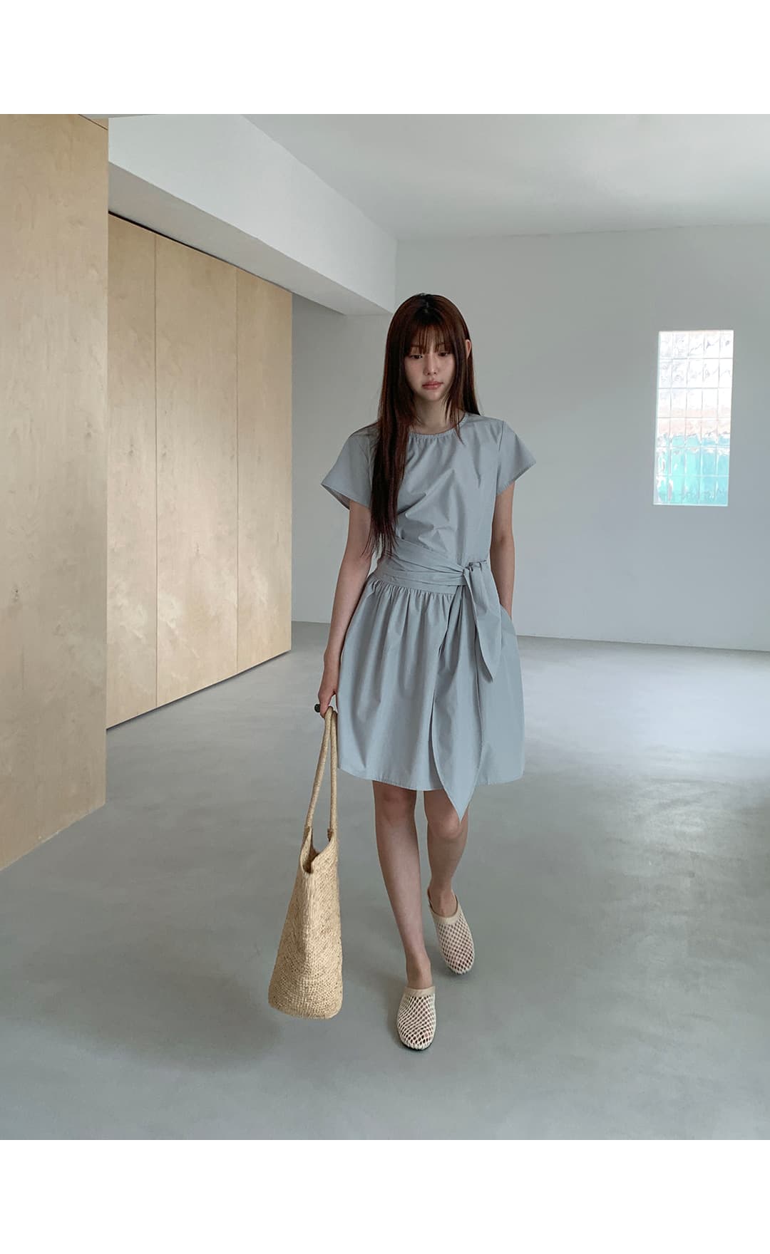 크기 있음 업데이트 한국 chic 여름 라운드 넥 레이스업 허리 수축 슬림해 보이는 드레스 상세 이미지 25