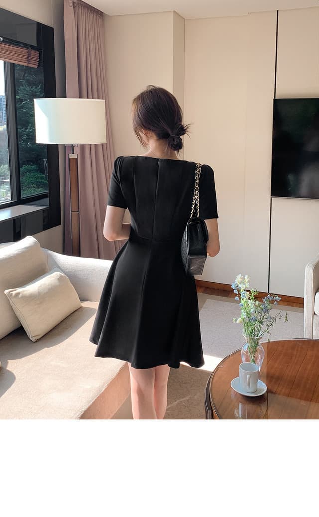 크기 있음 업데이트 한국 chic 프랑스식 부드러운 바람 광장 칼라 패치워크 레이스업 나비 매듭 드레스 상세 이미지 3