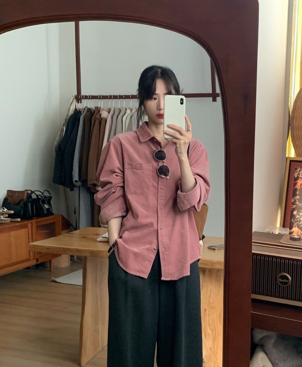 핑크색 코듀로이 긴팔 셔츠 여성 코트 가을 겨울 겨울 작은 키 고급 센스 유럽 상품 레트로 셔츠 맨위 상세 이미지 8