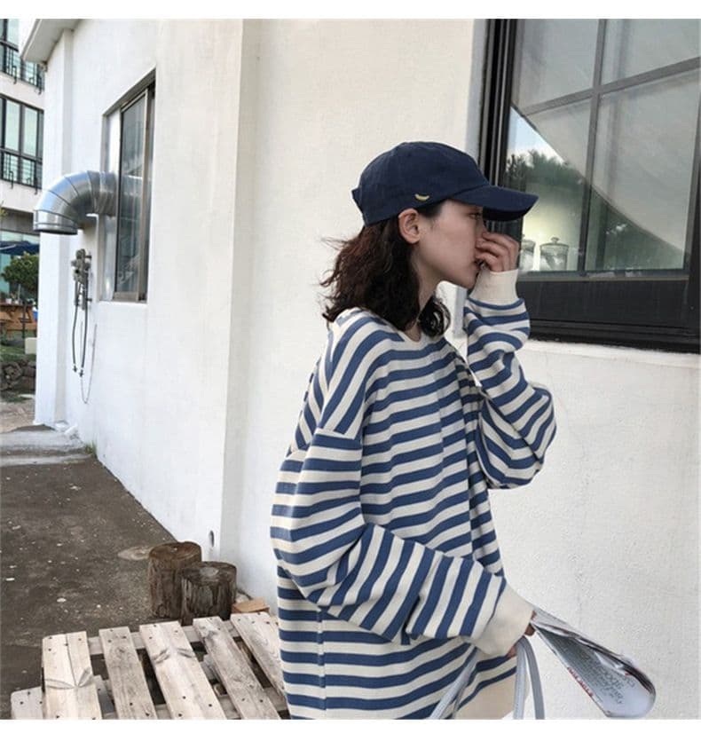 폴리 에스터 물고기 규모 얇은 스타일 가을 한국 스타일 스트라이프 긴팔 티셔츠 여성 셔츠 루즈핏 라운드 넥 후드티 여성 상세 이미지 6