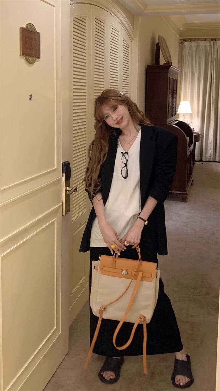 V넥 단색 티셔츠 여성용 짧은 소매 만나는 캐주얼 루즈핏 상세 이미지 9