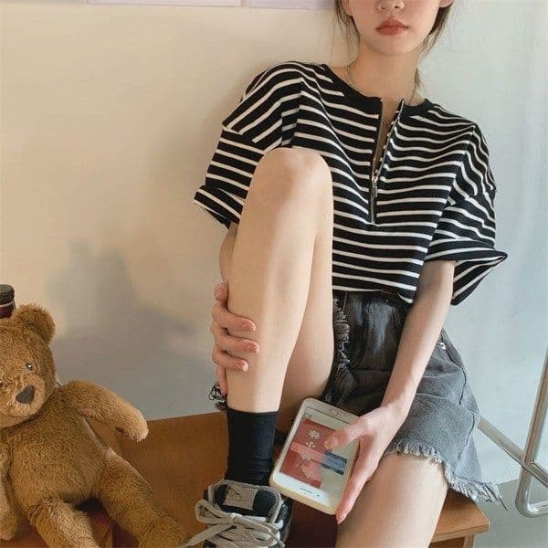 스트라이프 반팔 스트라이프 지퍼 반팔 티셔츠 여성 여름 새로운 개성 거리 라운드 넥 빅 사이즈 루즈핏 다용도 이미지 3