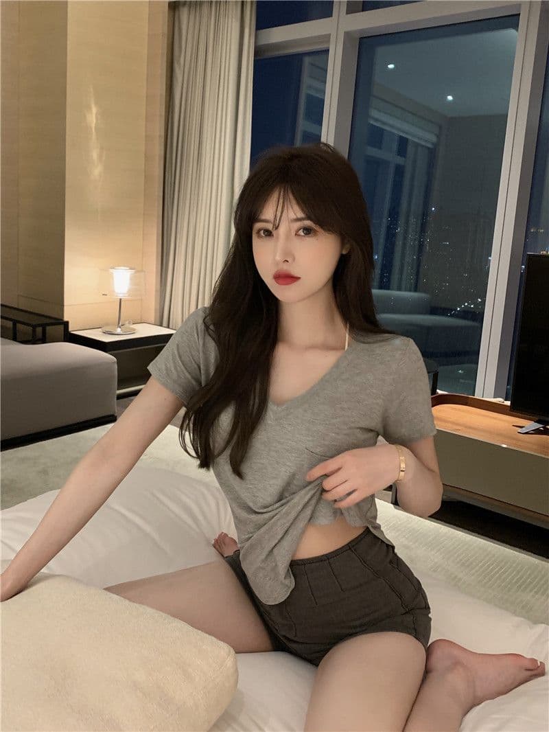 한국 동대문 폭발 대외 무역 여름 V넥 기본 셔츠 불규칙 핫걸 순수한 욕망 바람 반팔 맨위 상세 이미지 12