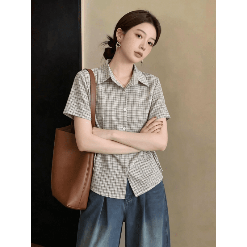 소금 부서 격자 무늬 셔츠 여성용 짧은 소매 여름 새로운 한 부서 디자인 센스 스트랩 허리 수축 품격 슬림해 보이는 셔츠