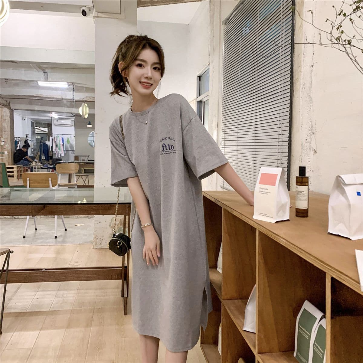 부주의 한 게으른 바람 롱 코트 롱 스커트 티셔츠 드레스 여름 한 스타일 새로운 여성 슬림해 보이는 트임 반팔 상세 이미지 4